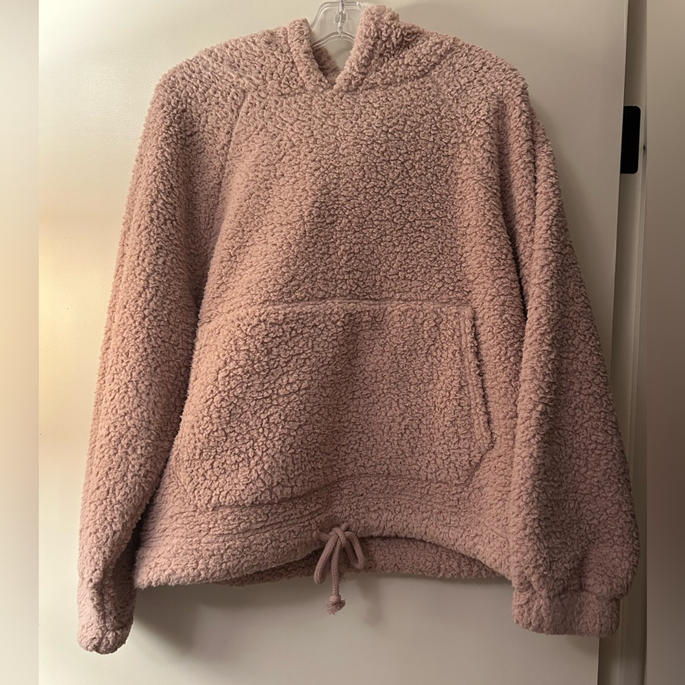 NWT American Eagle Outfitters Blush Sherpa Jacket